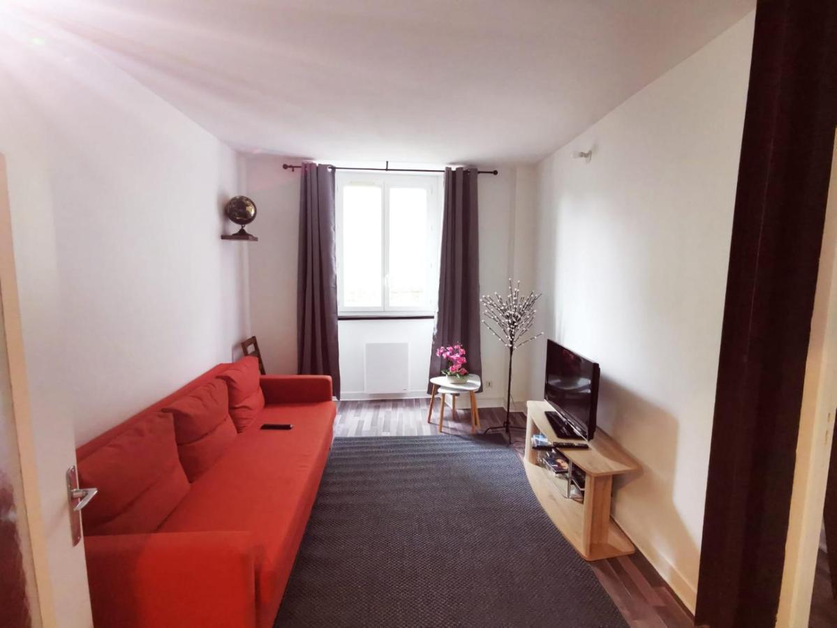 Appartement Pres De La Gare Rer C-Spacieux 4 Pieces Etampes Luaran gambar