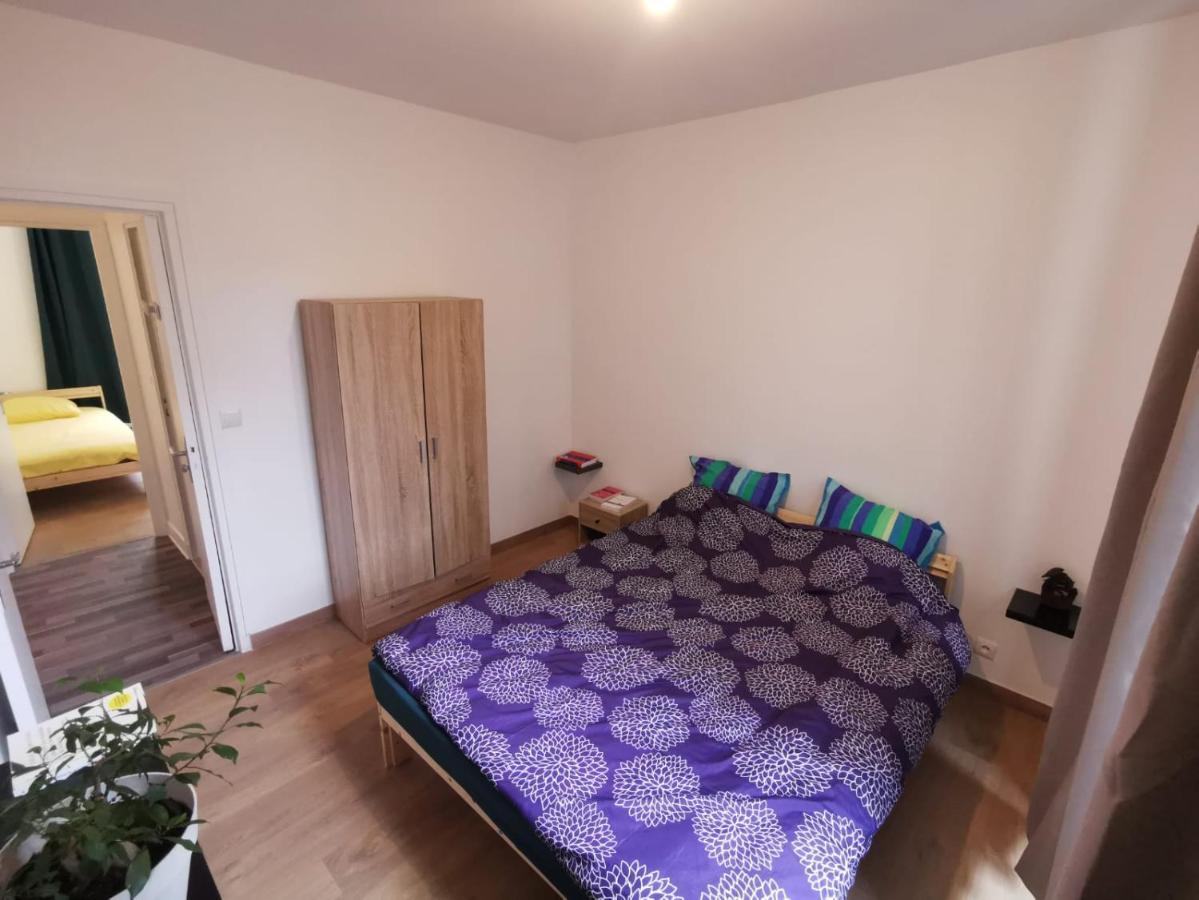 Appartement Pres De La Gare Rer C-Spacieux 4 Pieces Etampes Luaran gambar