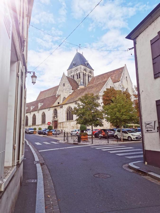 Appartement Pres De La Gare Rer C-Spacieux 4 Pieces Etampes Luaran gambar