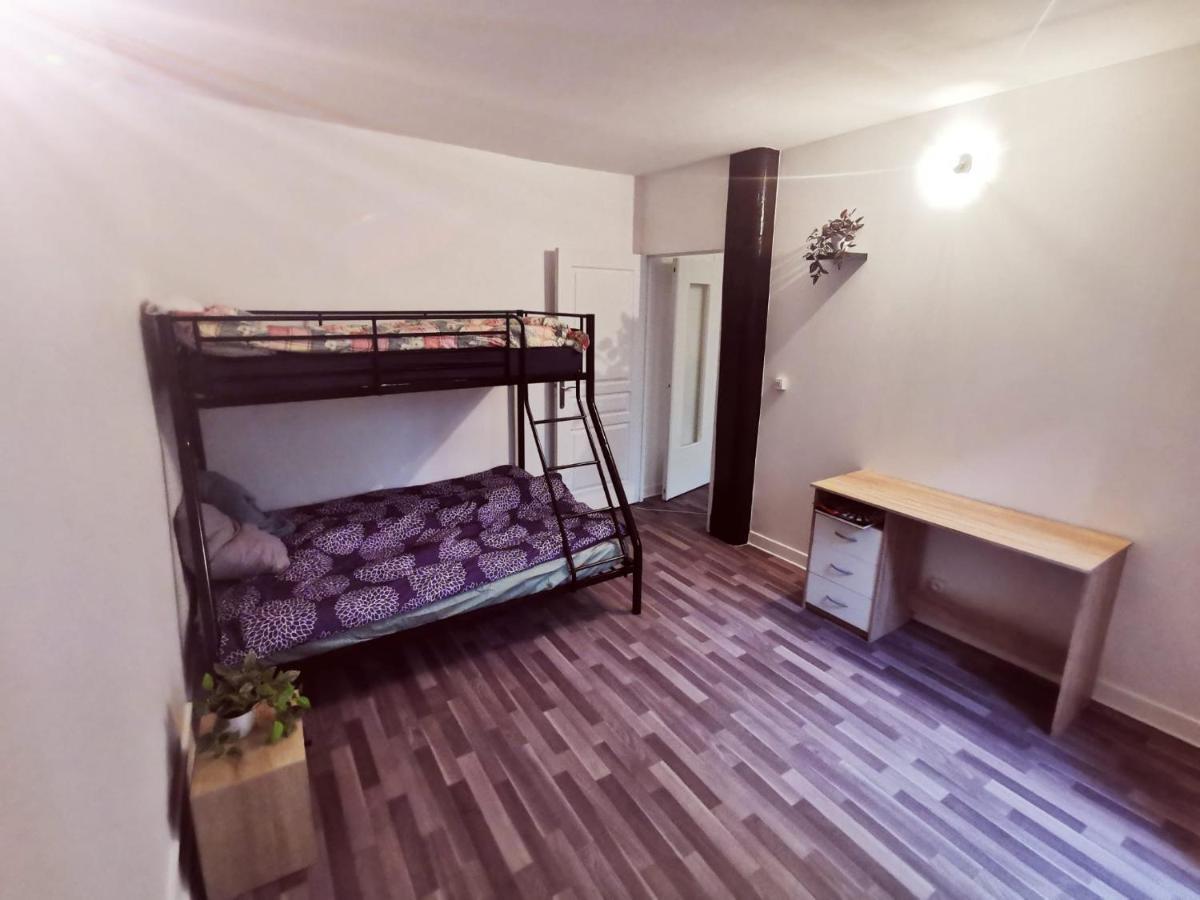 Appartement Pres De La Gare Rer C-Spacieux 4 Pieces Etampes Luaran gambar